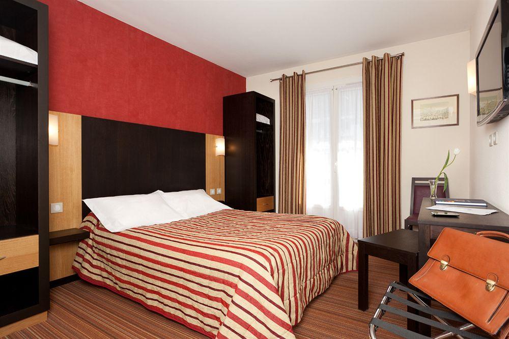Hotel Roissy Lourdes Eksteriør bilde